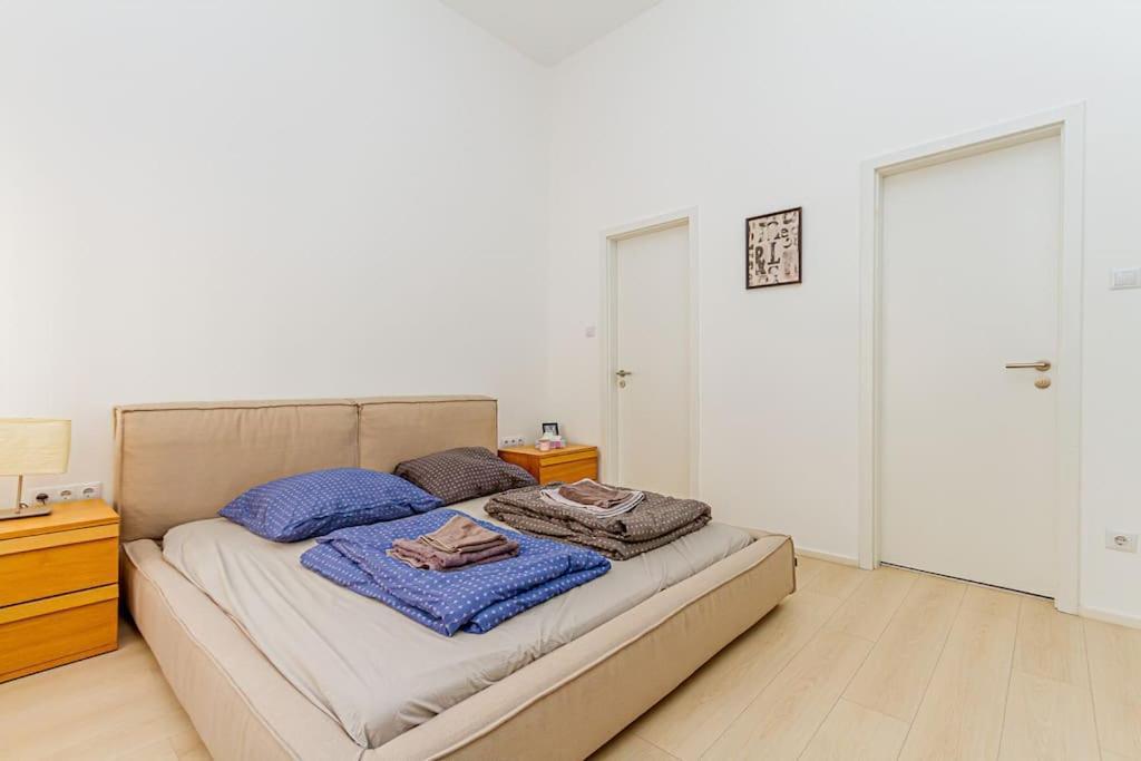 Luminous Design Apartment - W18 Budapest Ngoại thất bức ảnh