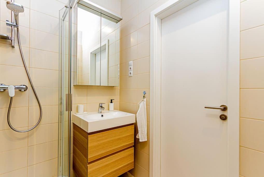 Luminous Design Apartment - W18 Budapest Ngoại thất bức ảnh