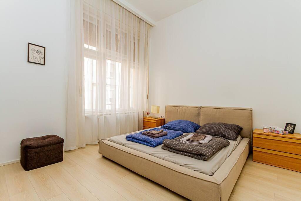 Luminous Design Apartment - W18 Budapest Ngoại thất bức ảnh
